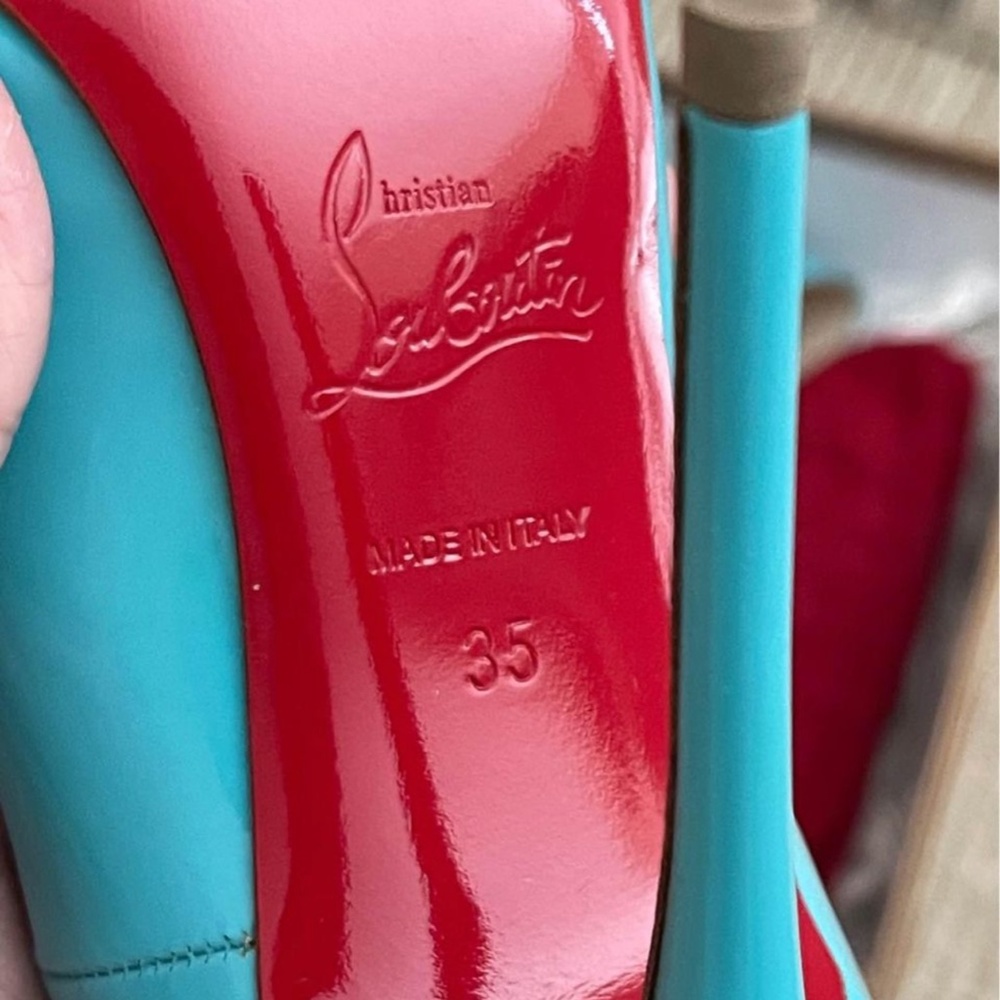 Christian Louboutin 120mm So Kate Patent Heels - Picture 5 of 7